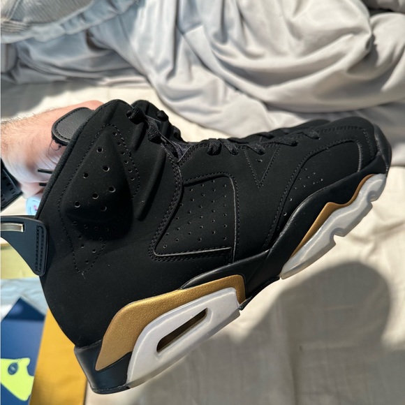 Jordan Retro 6 DMP SZ 10.5 - Picture 6 of 7